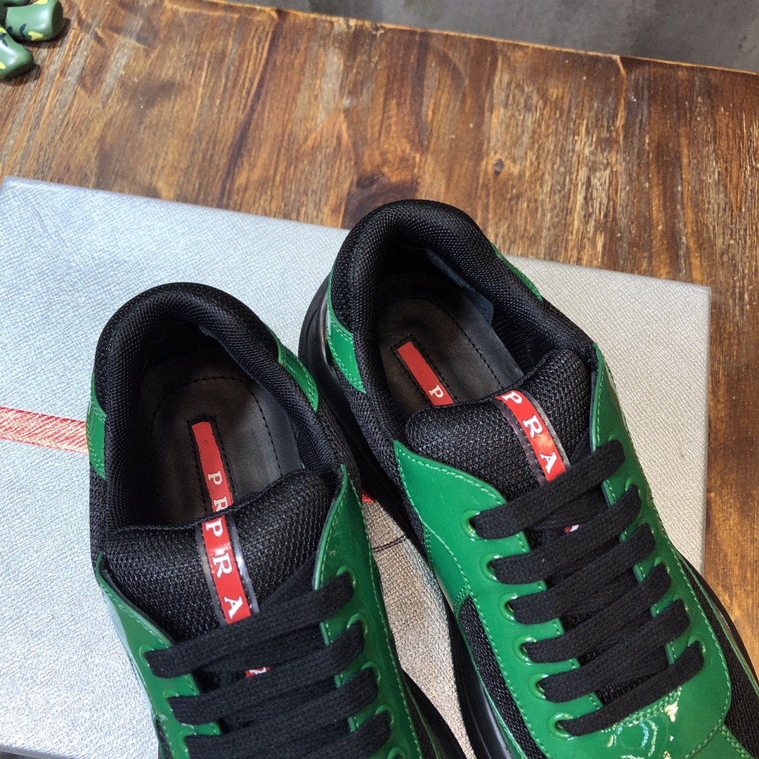 Prada classic sneaker