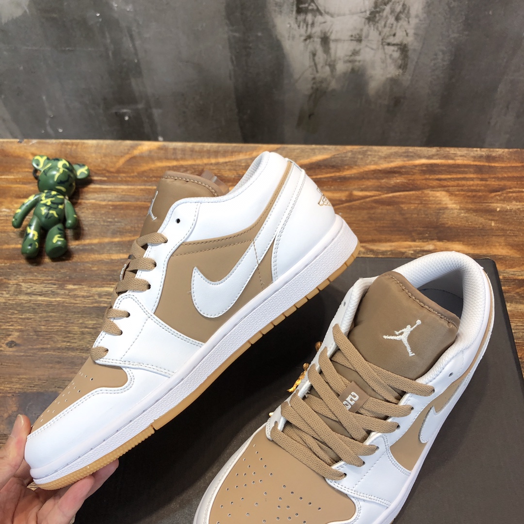 NIKE Air Jordan 1 Low Sneaker