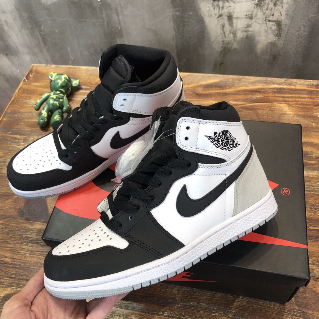 Nike Air Jordan 1 High Sneaker