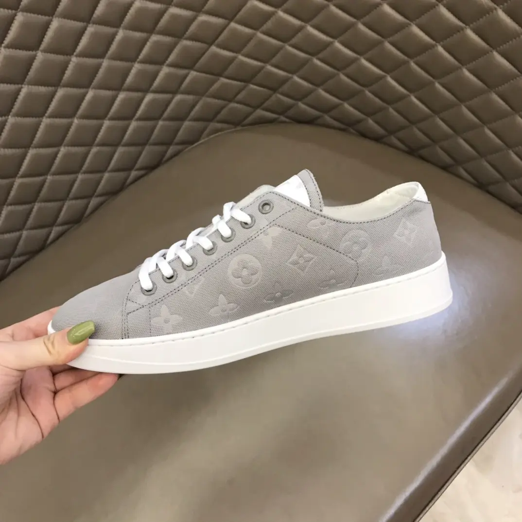 Louis Vuitton 2022 classic casual sneakers 