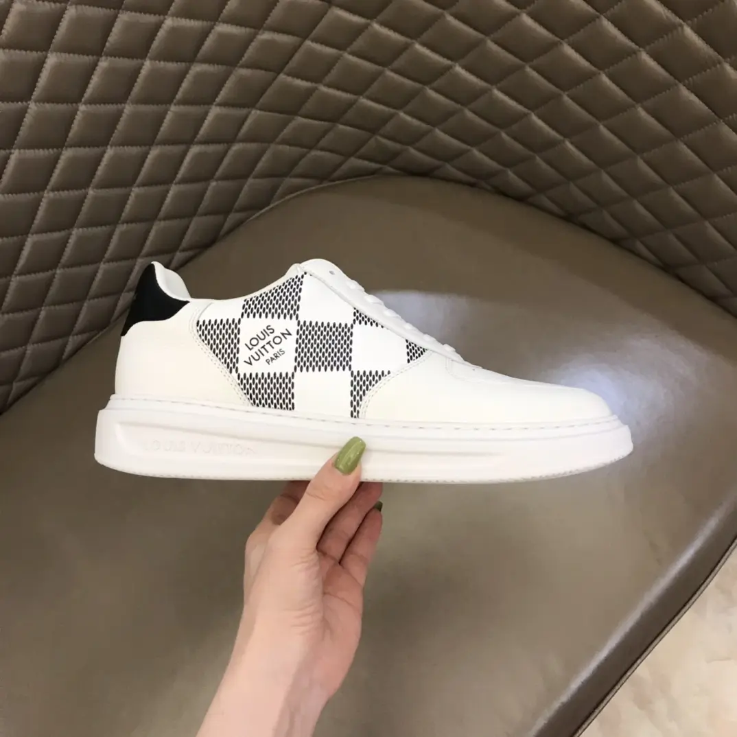 Louis Vuitton 2022 classic casual sneakers 