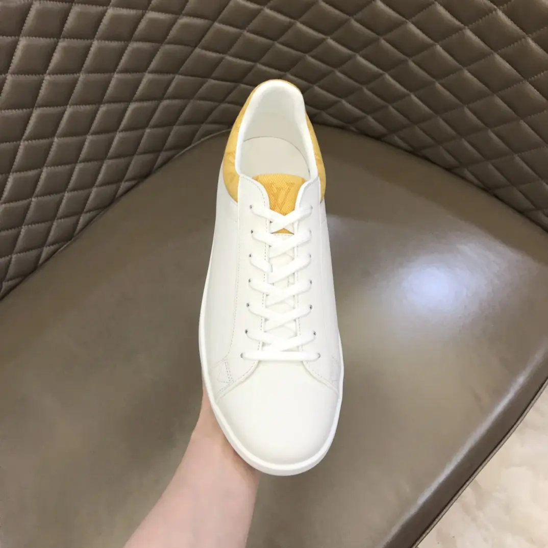 Louis Vuitton 2022 classic casual sneakers 