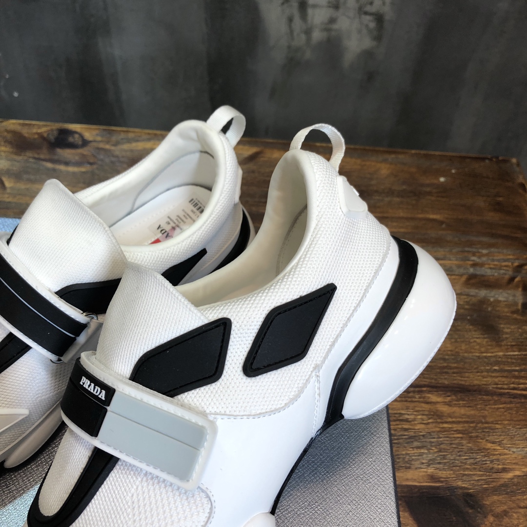 Prada high quality sneaker