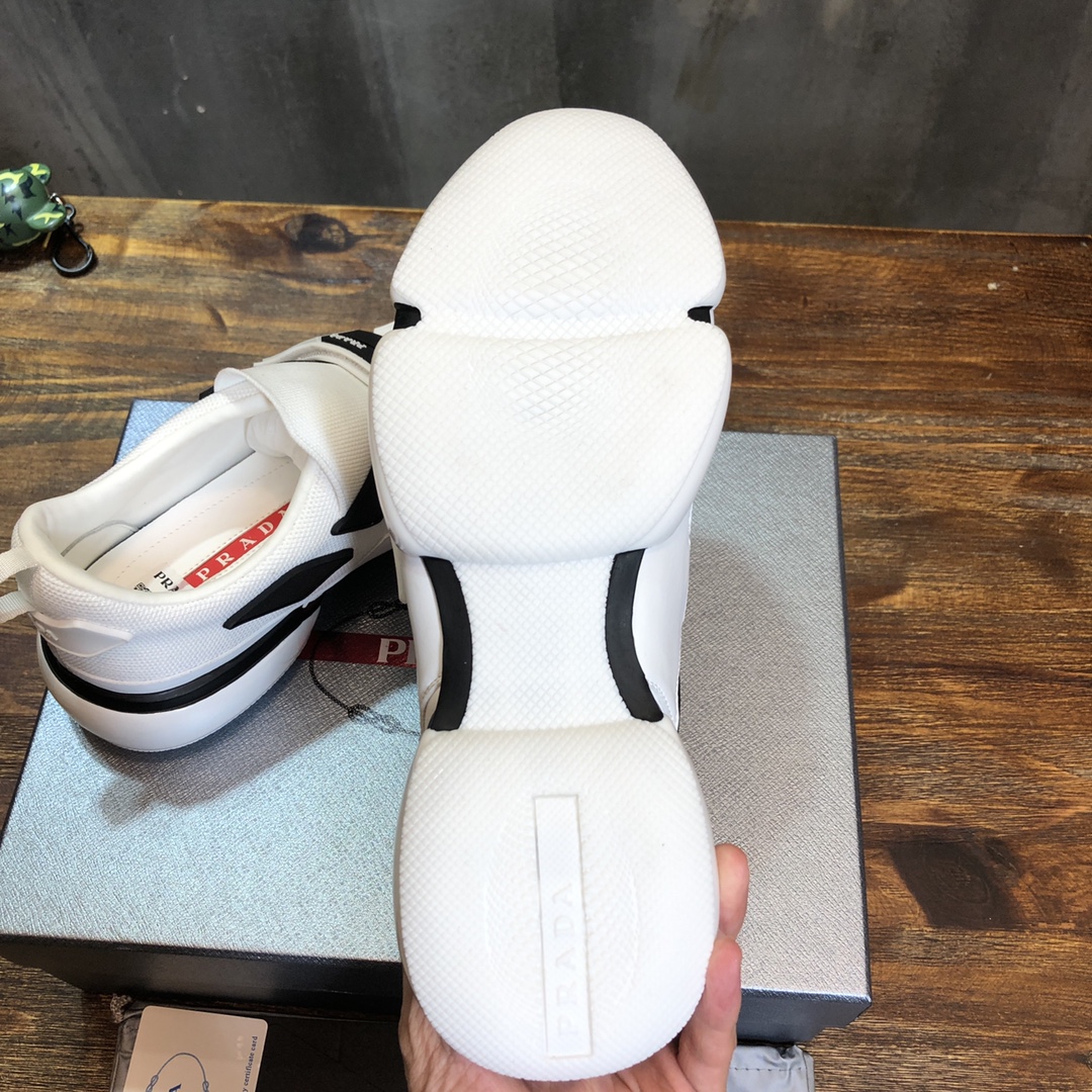 Prada high quality sneaker