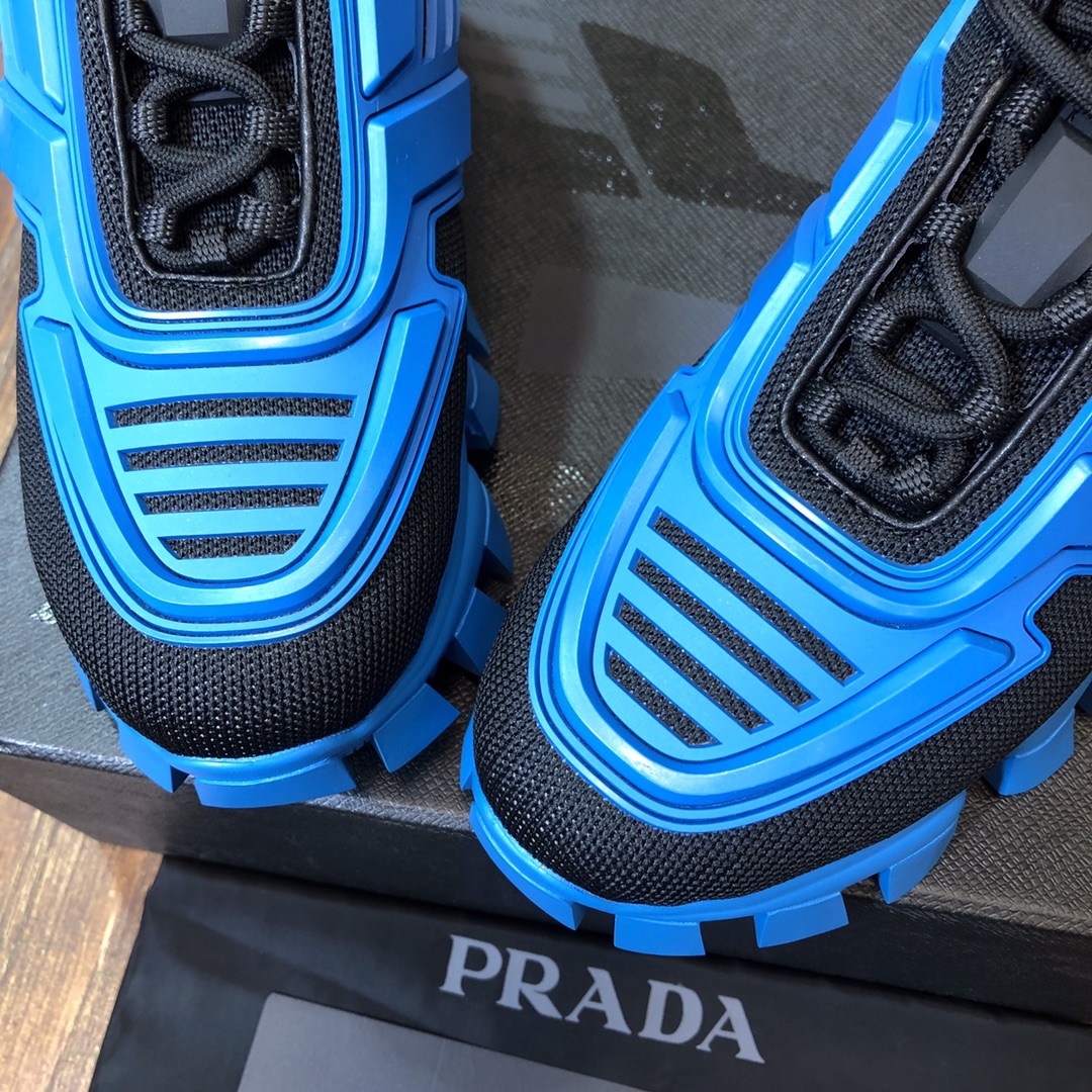 Prada classic sneaker with King kong series