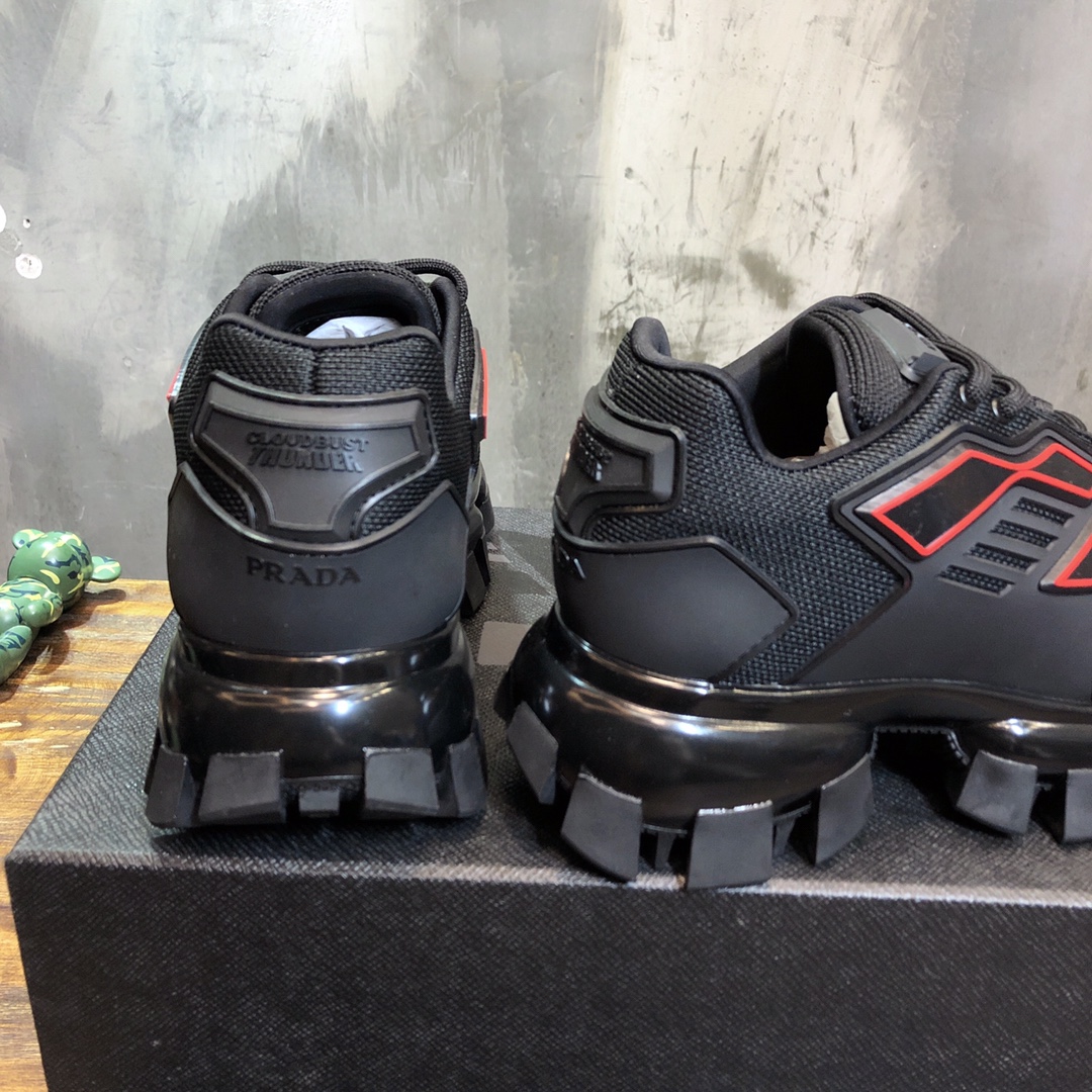 Prada classic sneaker with King kong series