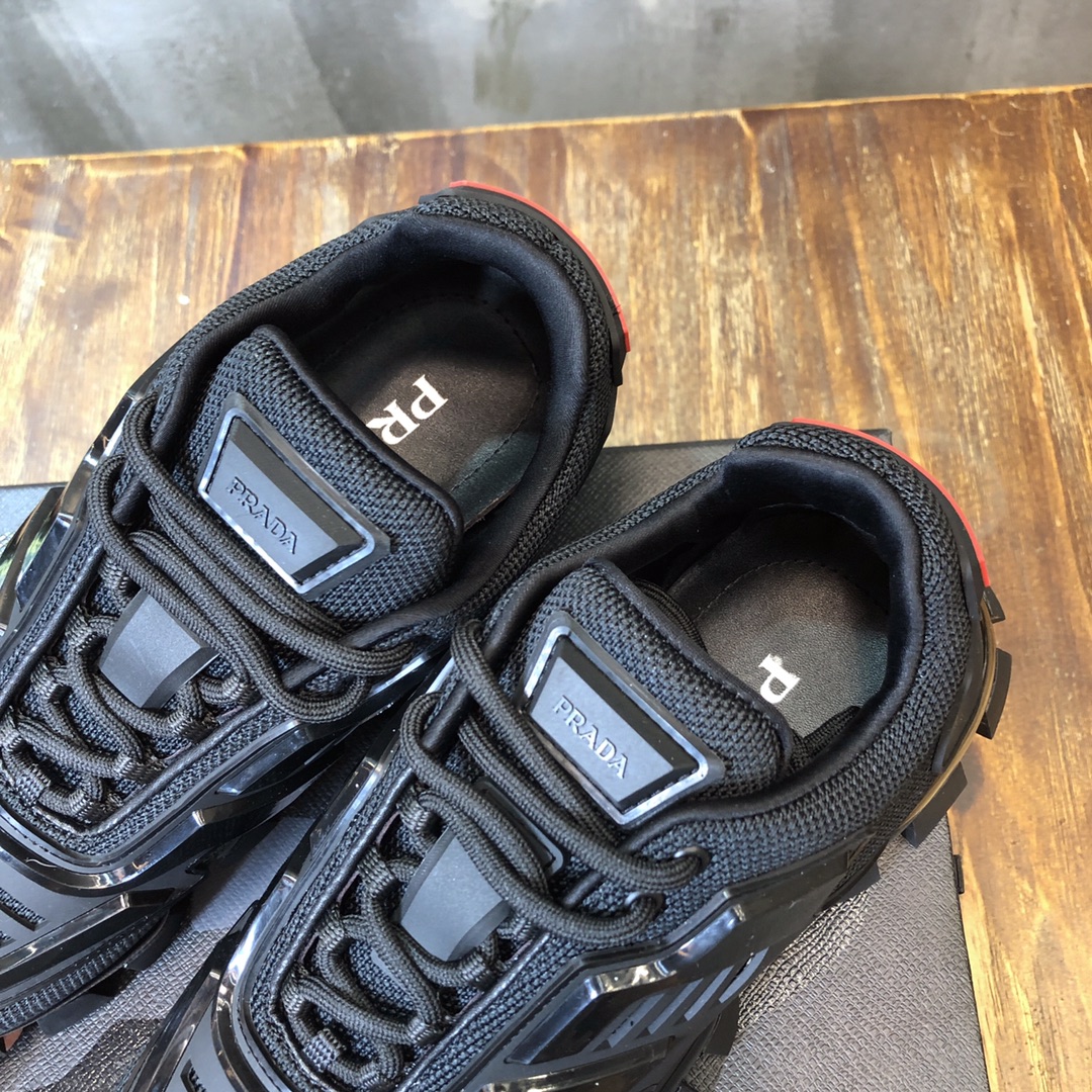 Prada classic sneaker with King kong series