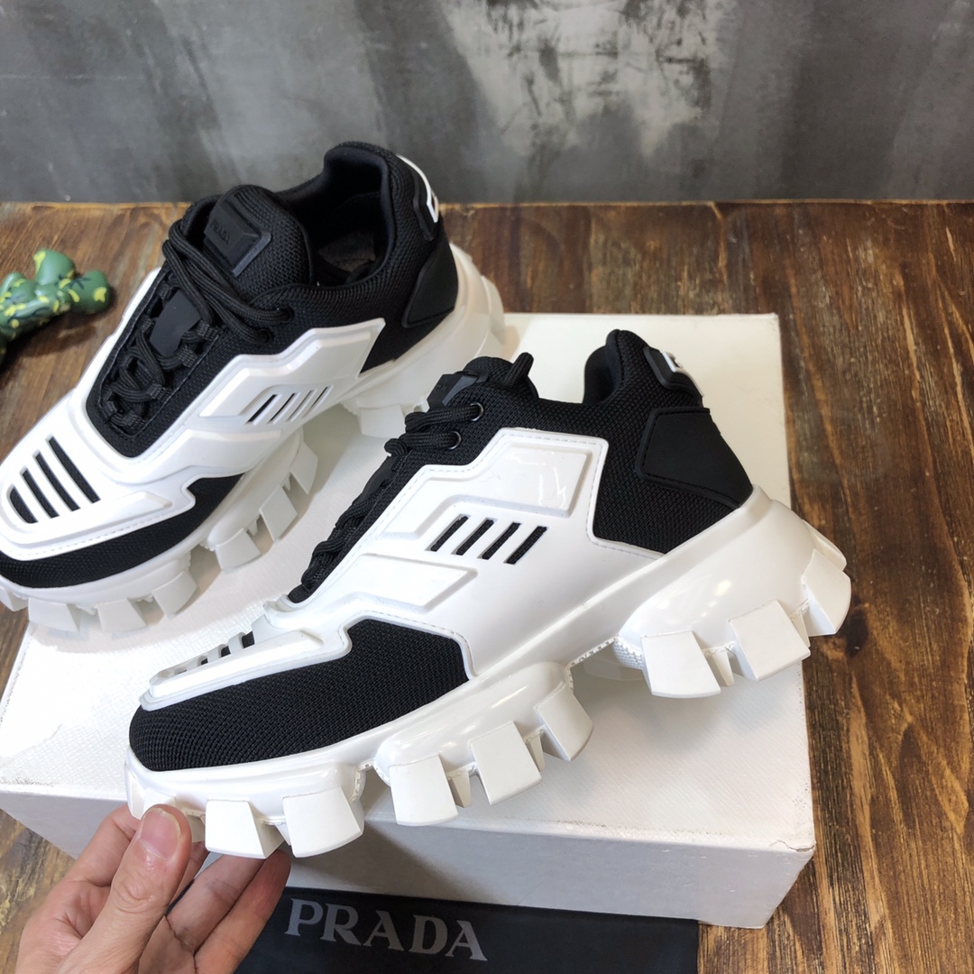 Prada classic sneaker with King kong series