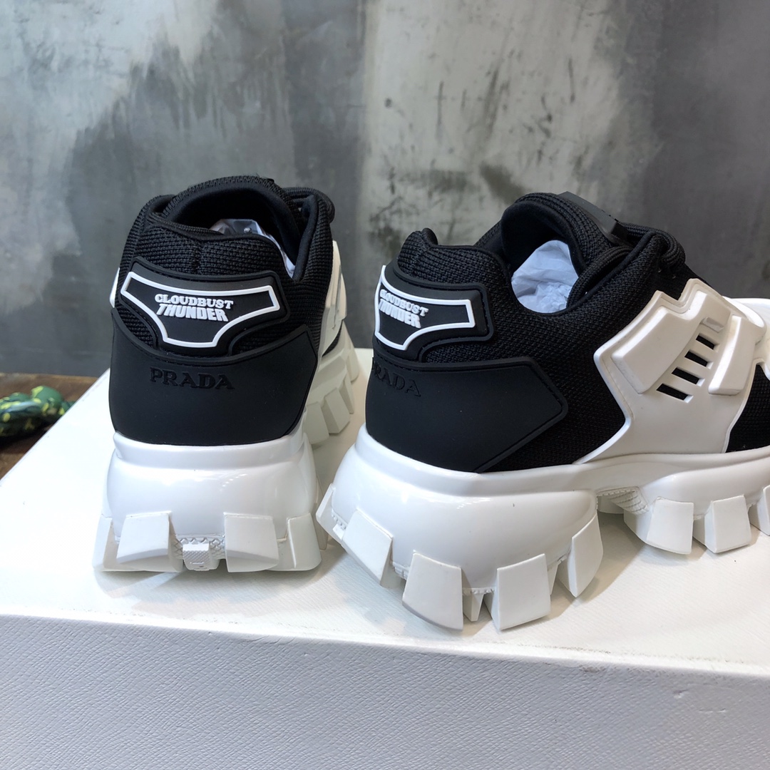 Prada classic sneaker with King kong series