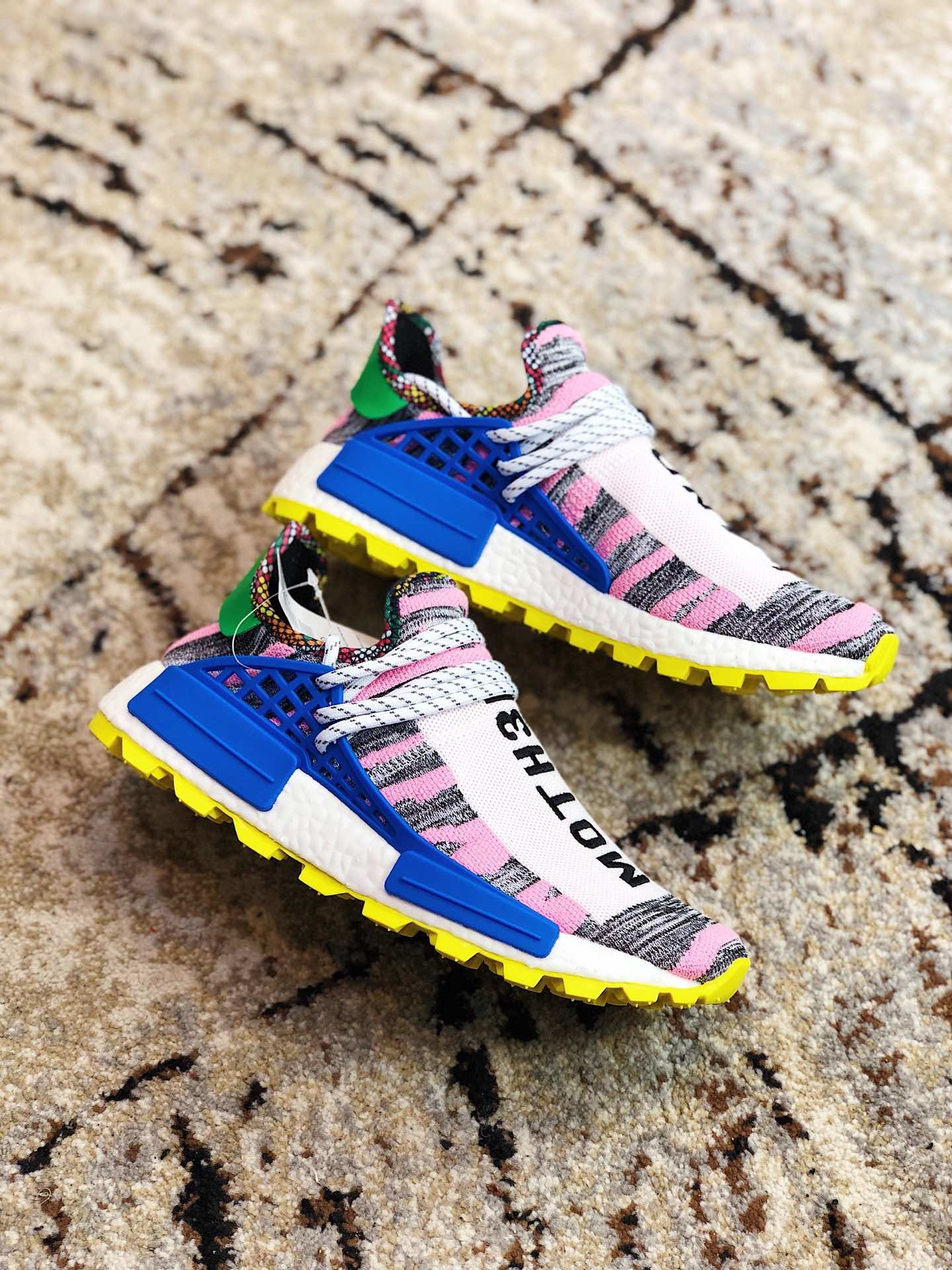 High Quality Retail version Pharrell x Adidas NMD Hu “Solar Pack” Hi-Res Red/Bright Blue BB9531 with fish scale ready