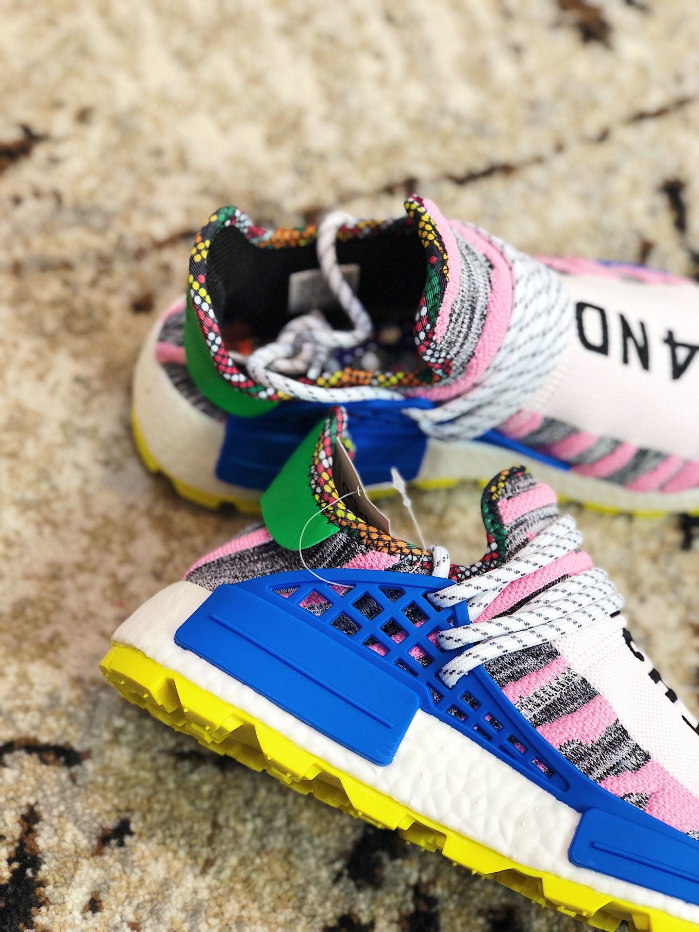 High Quality Retail version Pharrell x Adidas NMD Hu “Solar Pack” Hi-Res Red/Bright Blue BB9531 with fish scale ready