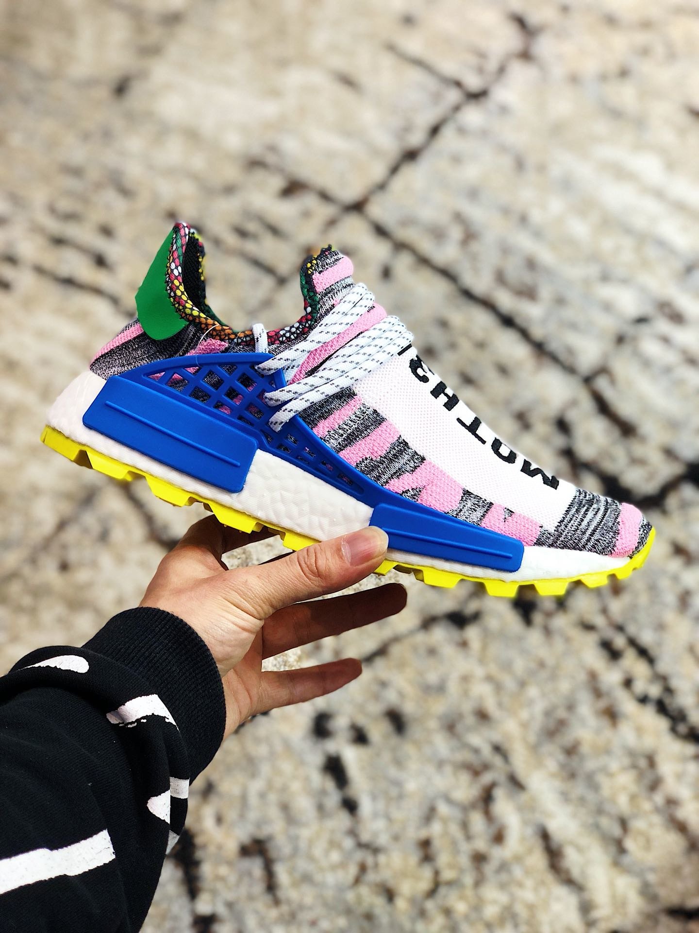 High Quality Retail version Pharrell x Adidas NMD Hu “Solar Pack” Hi-Res Red/Bright Blue BB9531 with fish scale ready