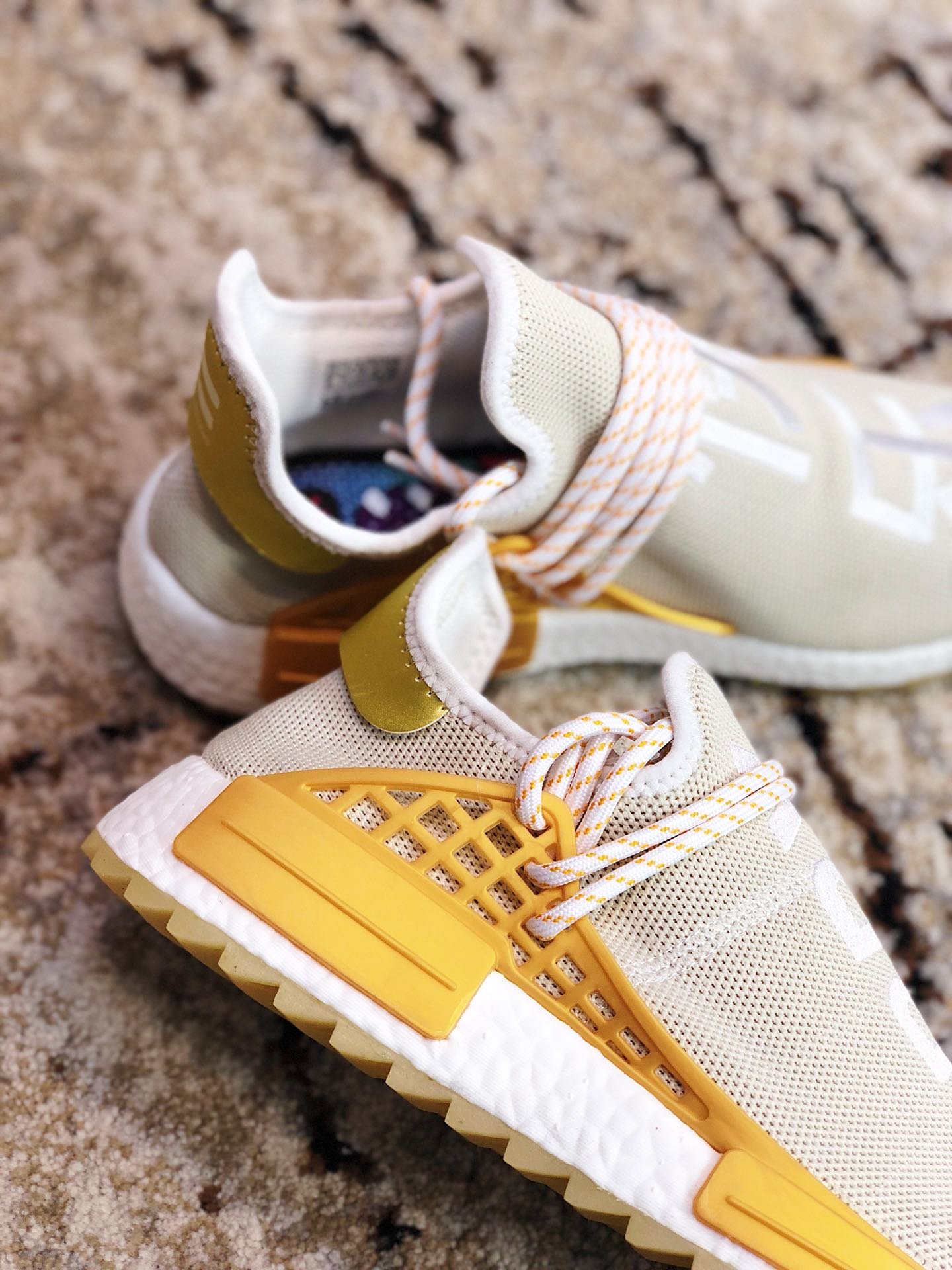 High Quality Pharrell x adidas NMD Hu F&F edition“Happy” gold ready