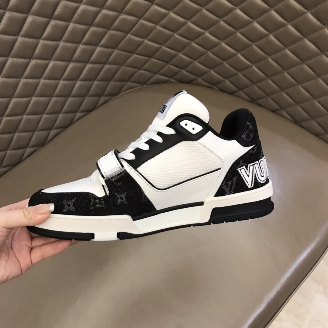 LV Spring-Summer 2022 Trainer Sneaker