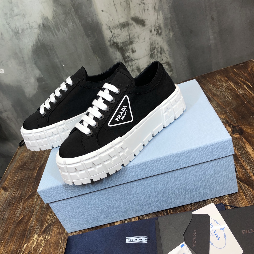 Prada classic sneaker with double Canvas