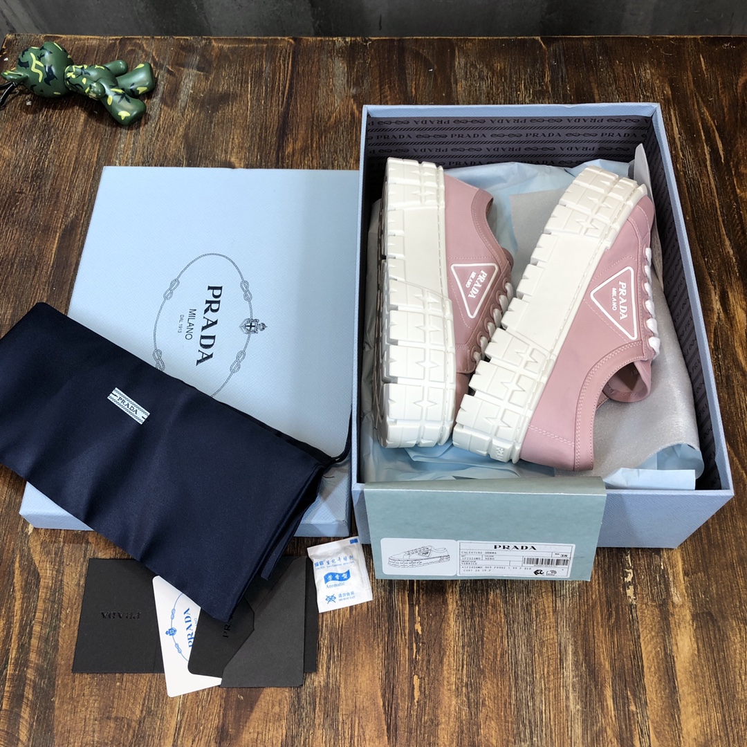 Prada classic sneaker with double Canvas