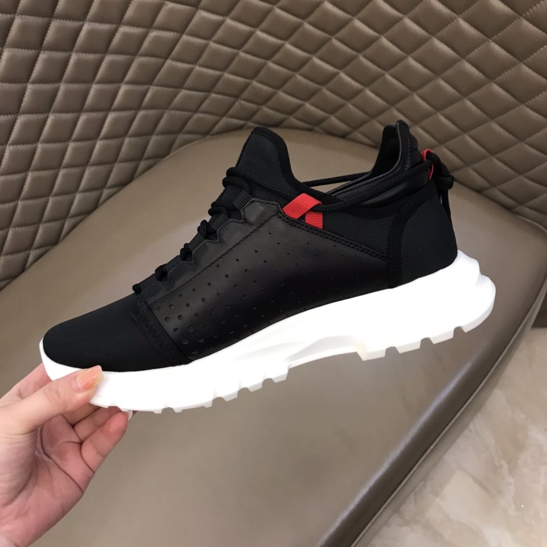 Givenchy Sneaker Spectre Low Runners 