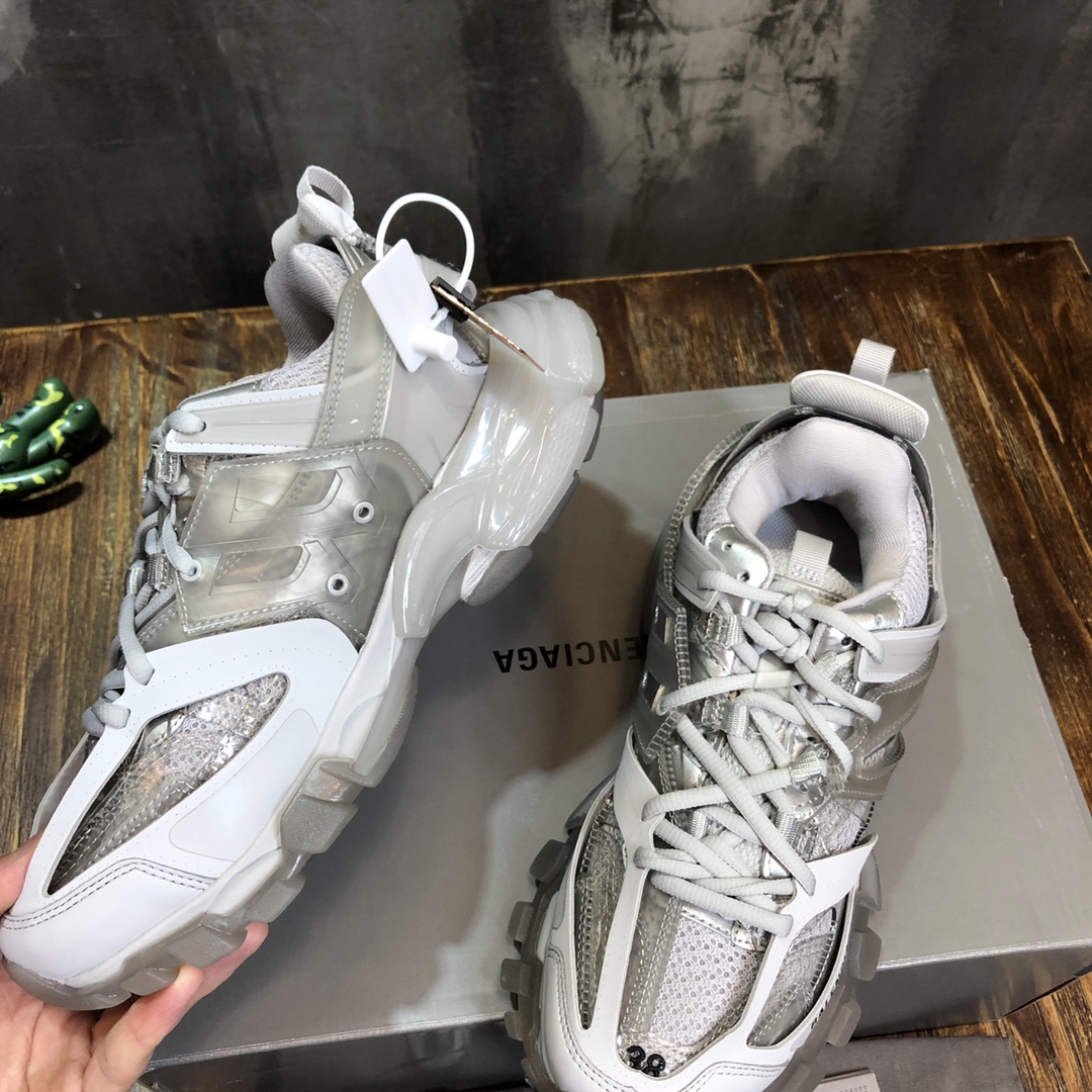 Balenciaga Sneaker Track Sneaker in White