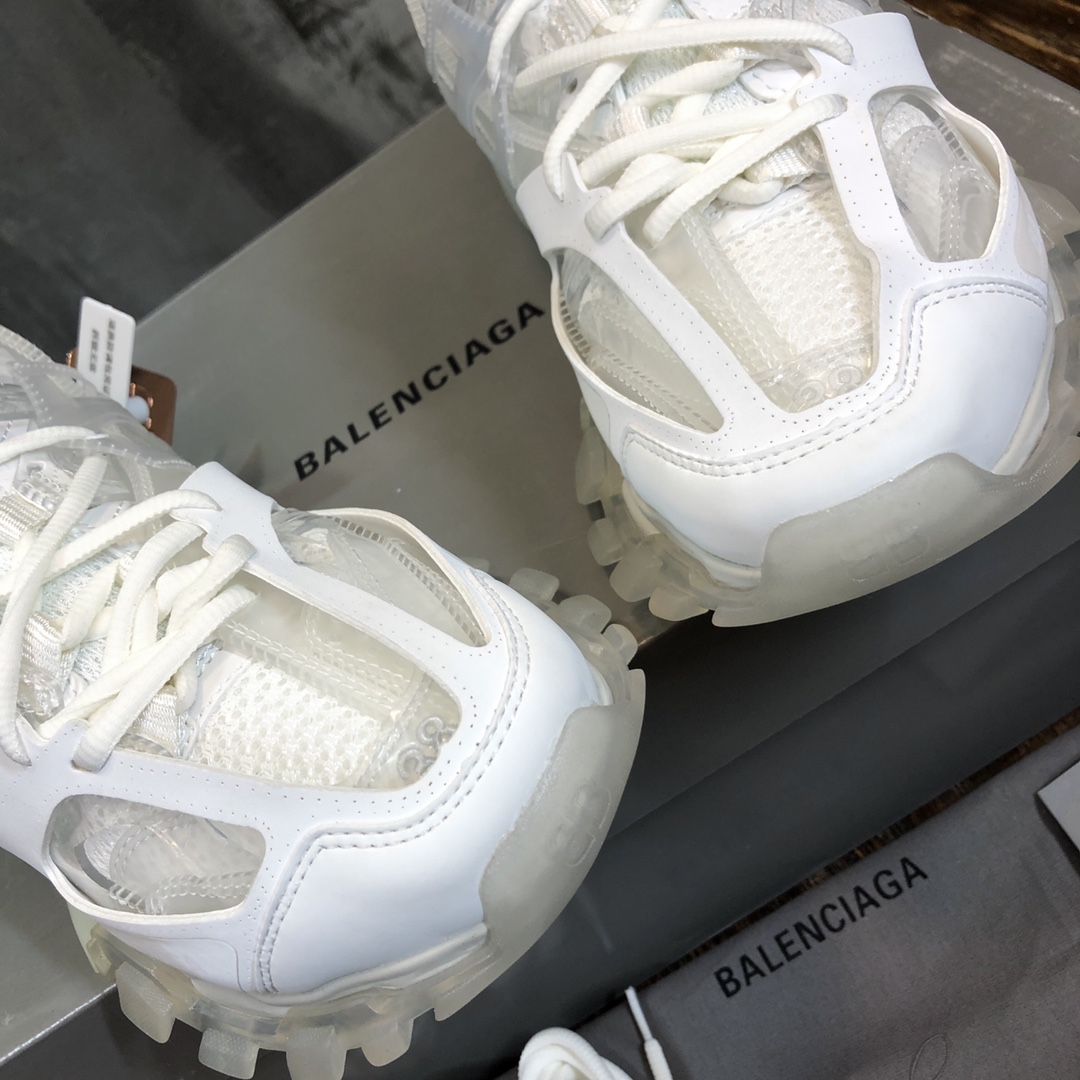 Balenciaga Sneaker Track Sneaker in White