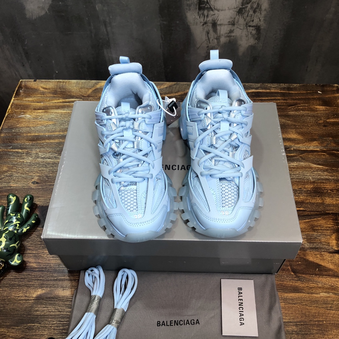 Balenciaga Sneaker Track Sneaker in Blue