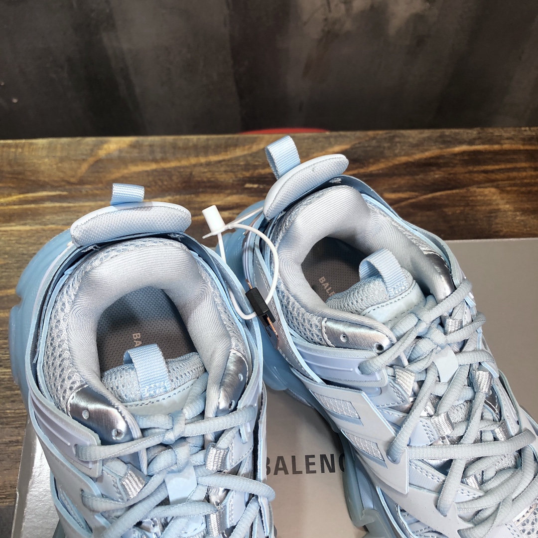 Balenciaga Sneaker Track Sneaker in Blue