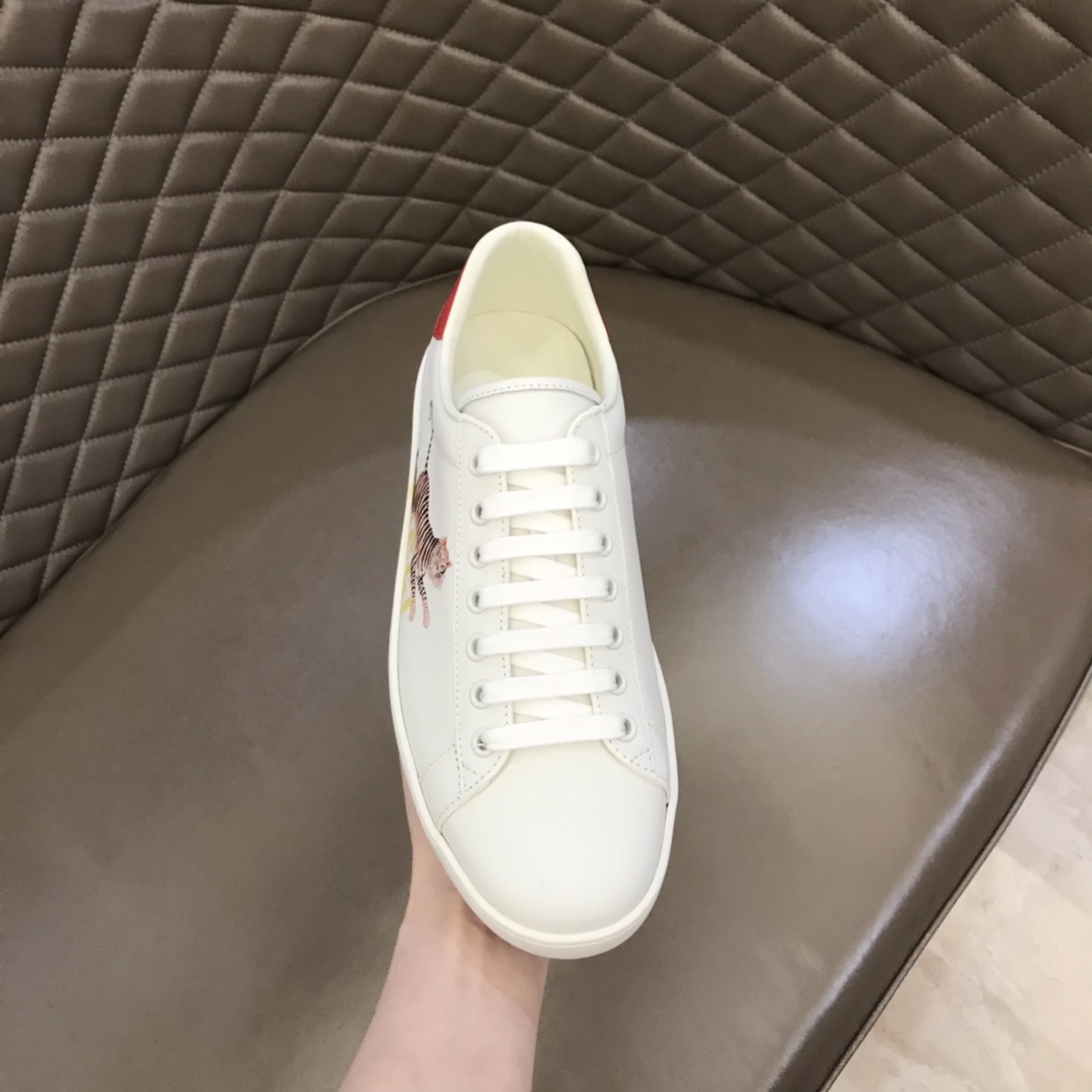 GUCCI classic Sneaker white shoes series