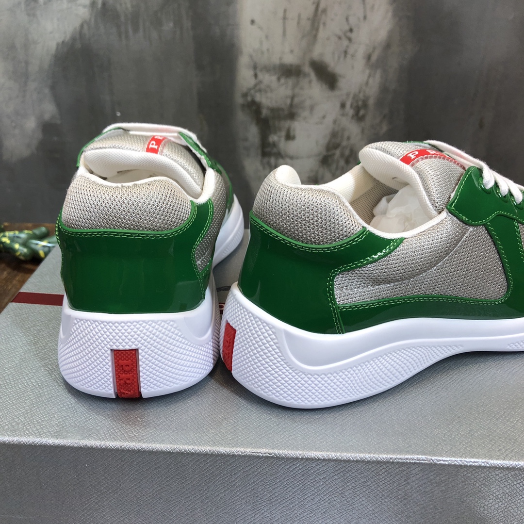 Prada classic sneaker