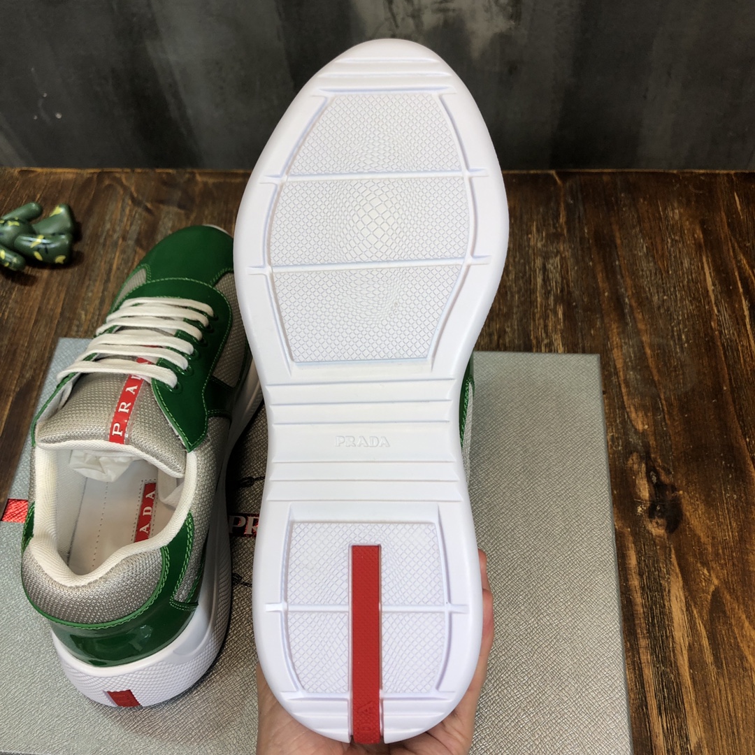 Prada classic sneaker