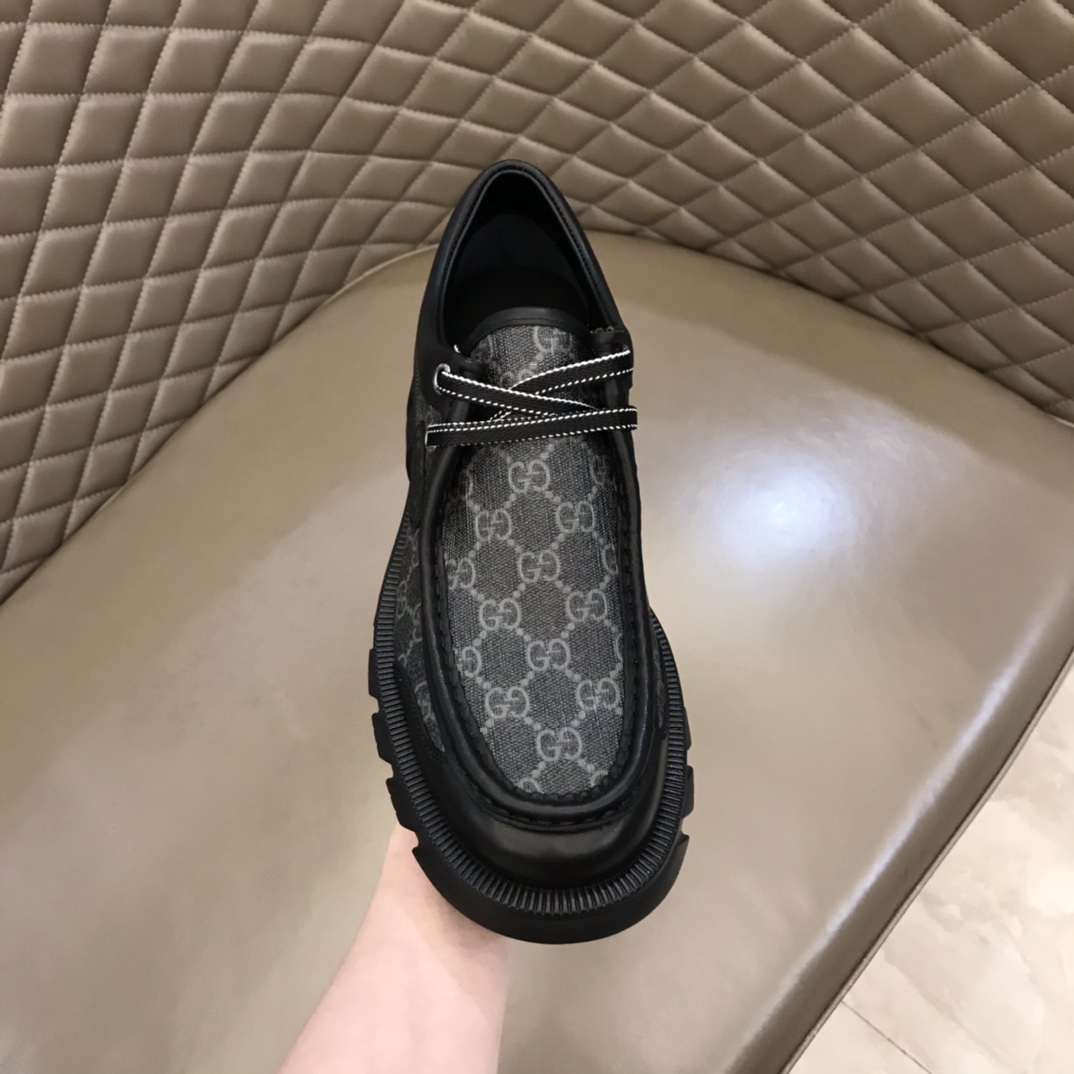 GUCCI 2021 sneaker double G