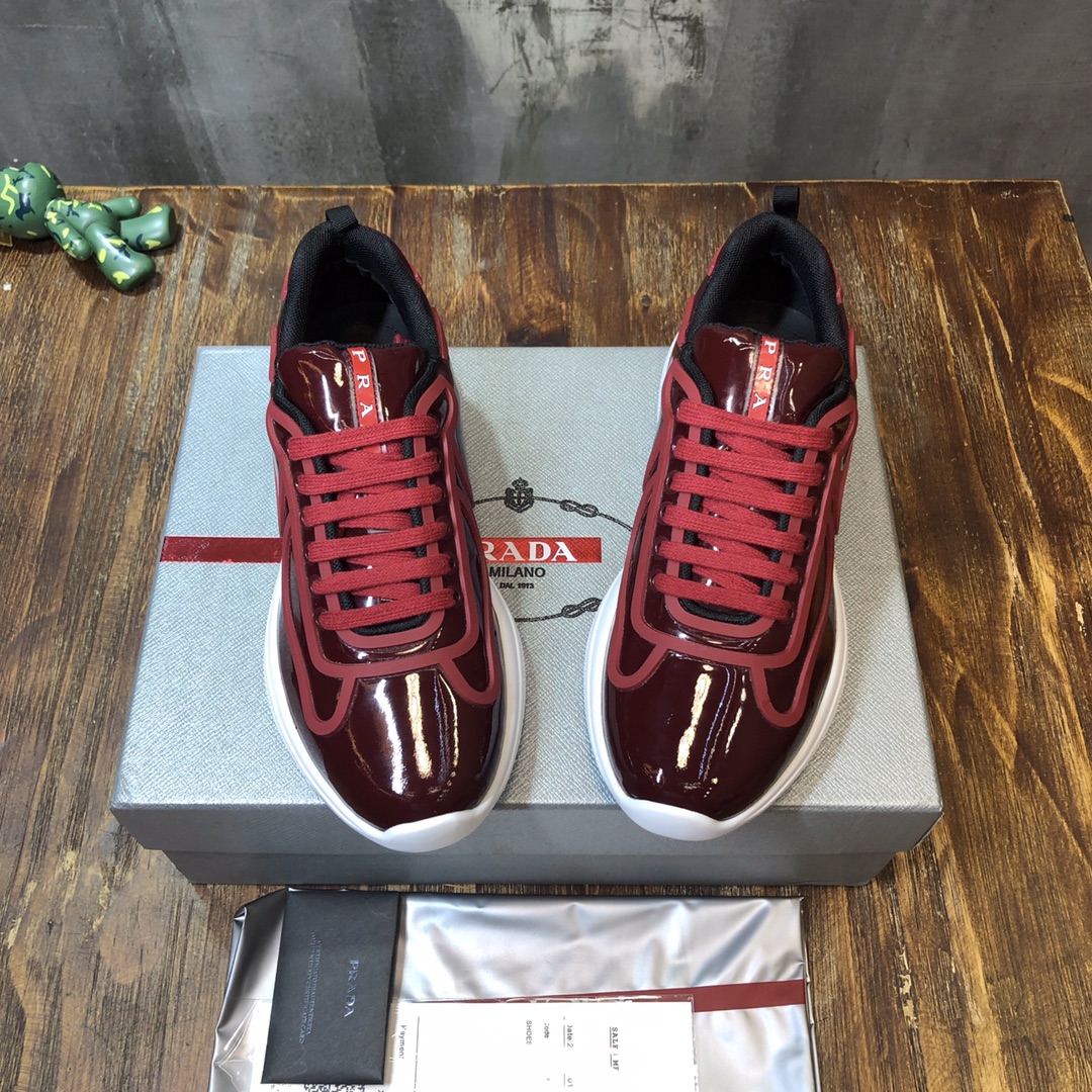 Prada classic sneaker