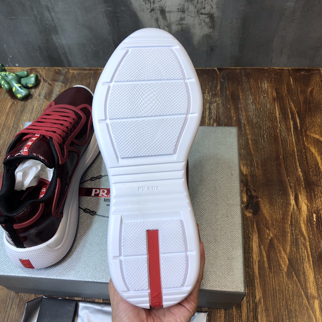 Prada classic sneaker