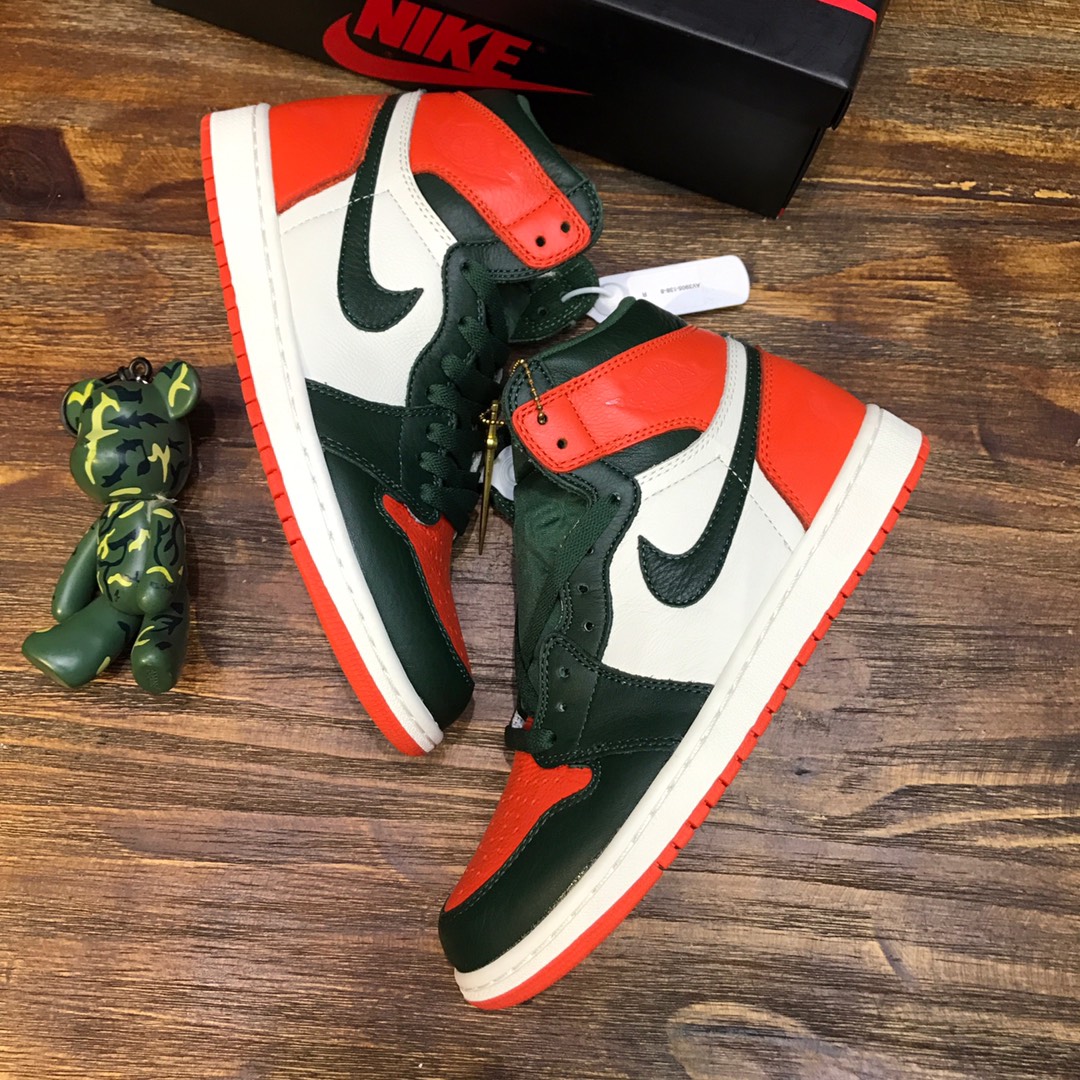 NIKE Air Jordan 1 sneaker