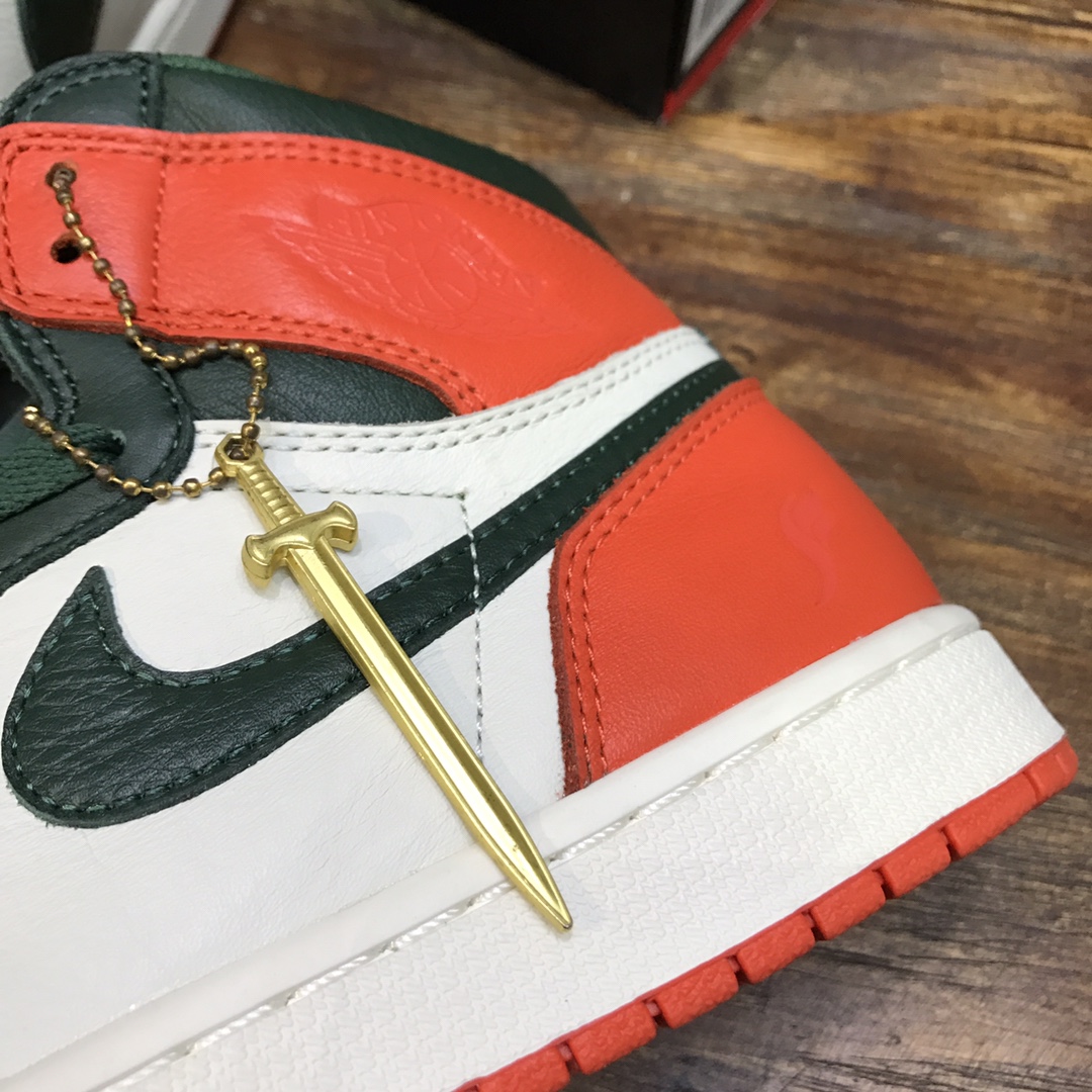 NIKE Air Jordan 1 sneaker