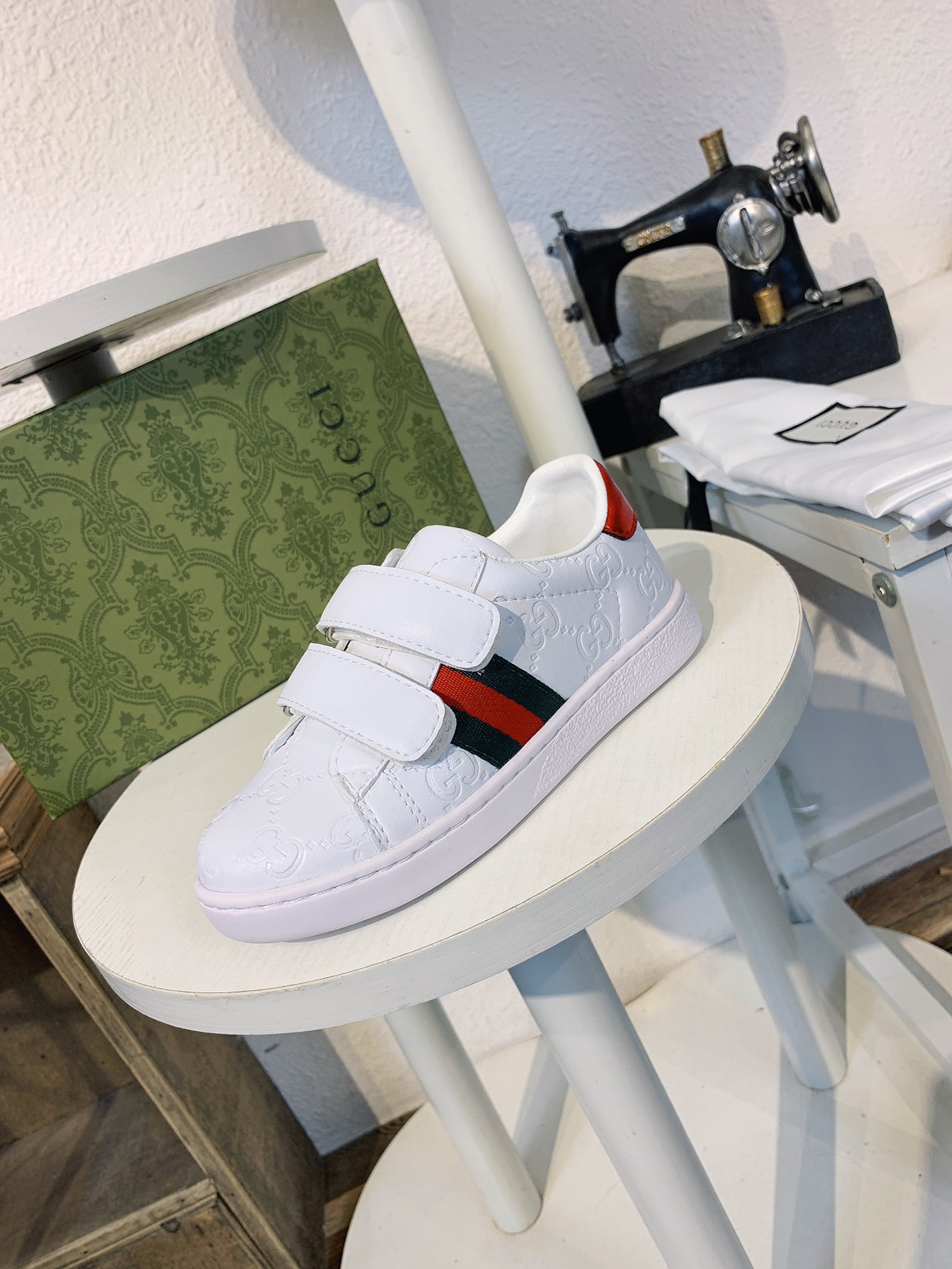 Gucci Rhyton Vintage Trainer children Sneaker 