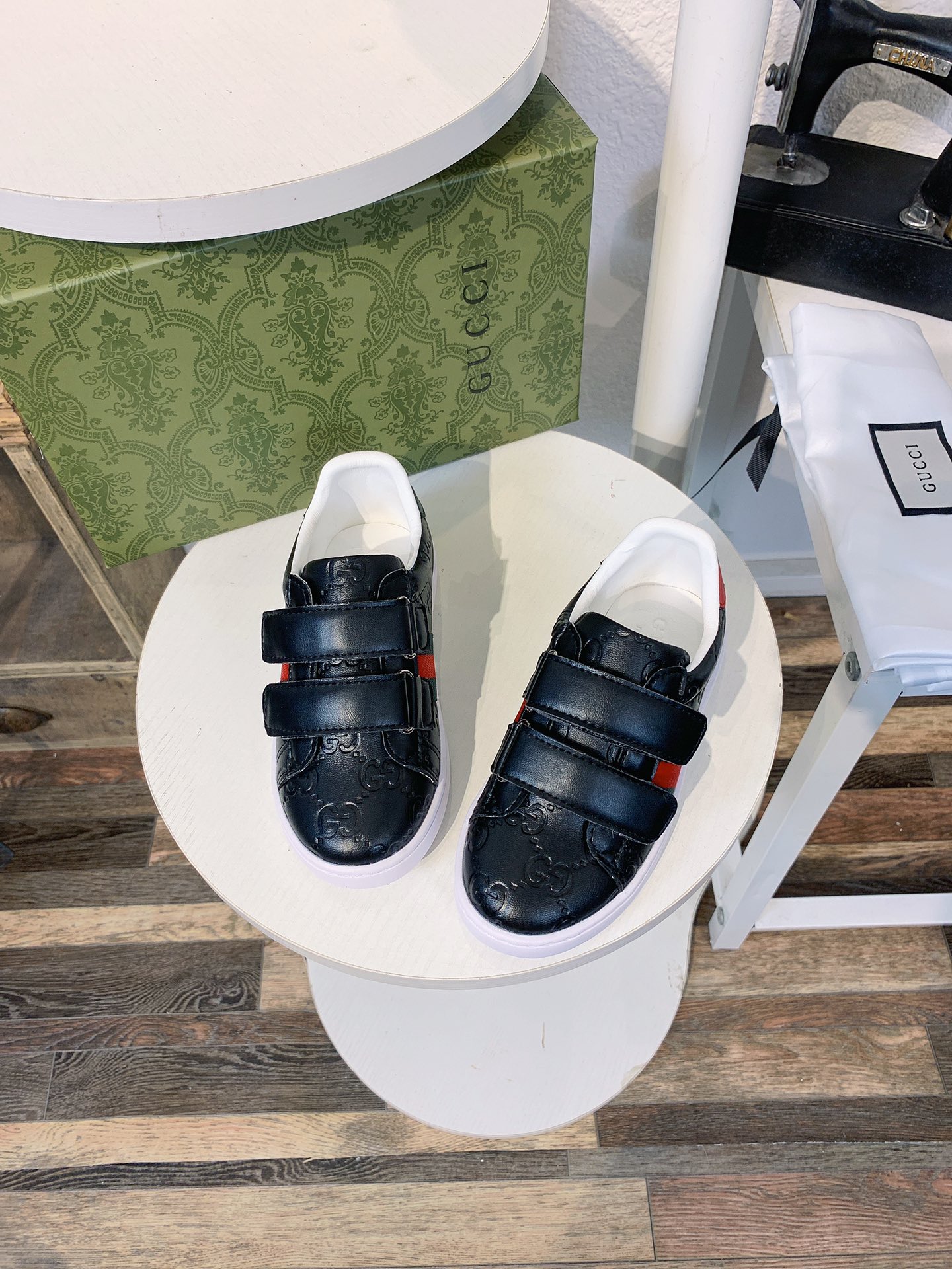 Gucci Rhyton Vintage Trainer children Sneaker 