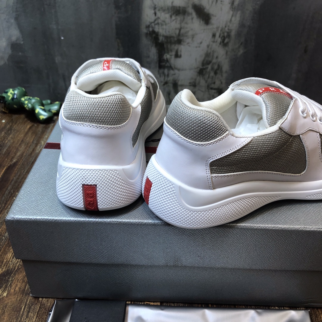 Prada classic sneaker