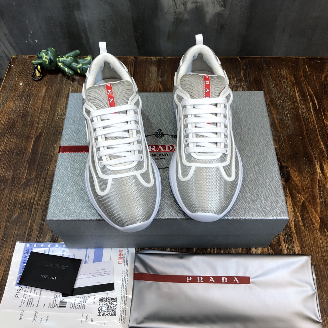 Prada classic sneaker