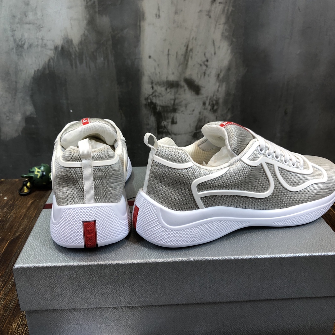 Prada classic sneaker