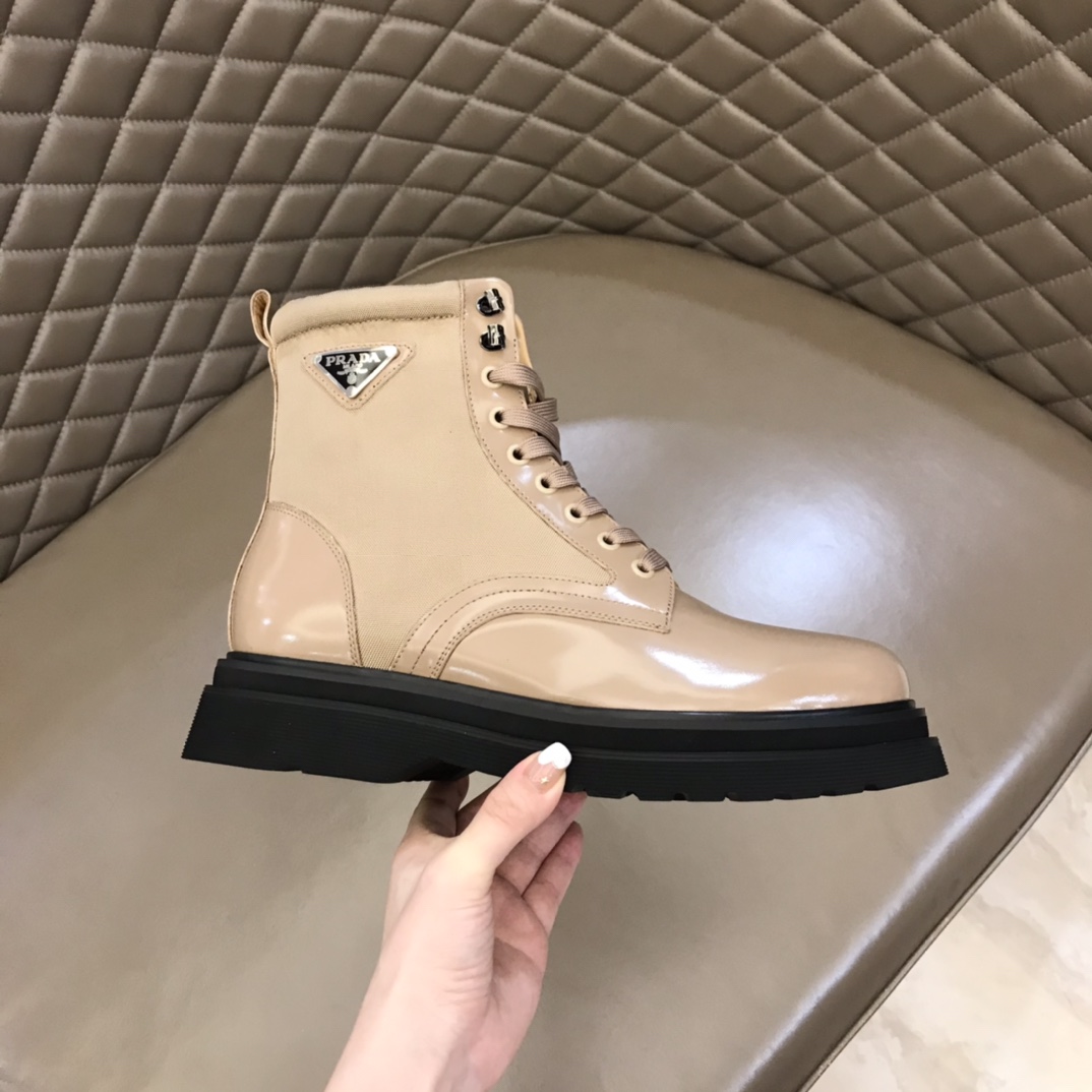 Prada Boot Brushed rois leather and nylon