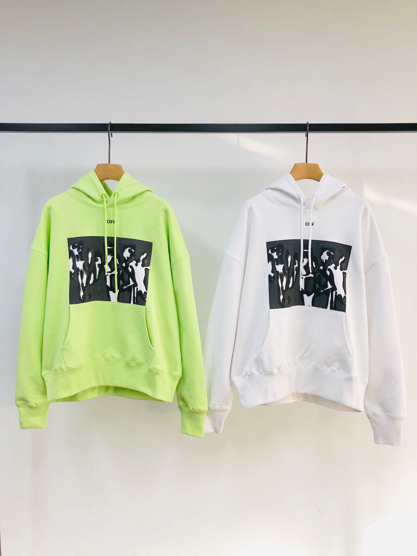 Off-White Hoodie Logo Cotton in White