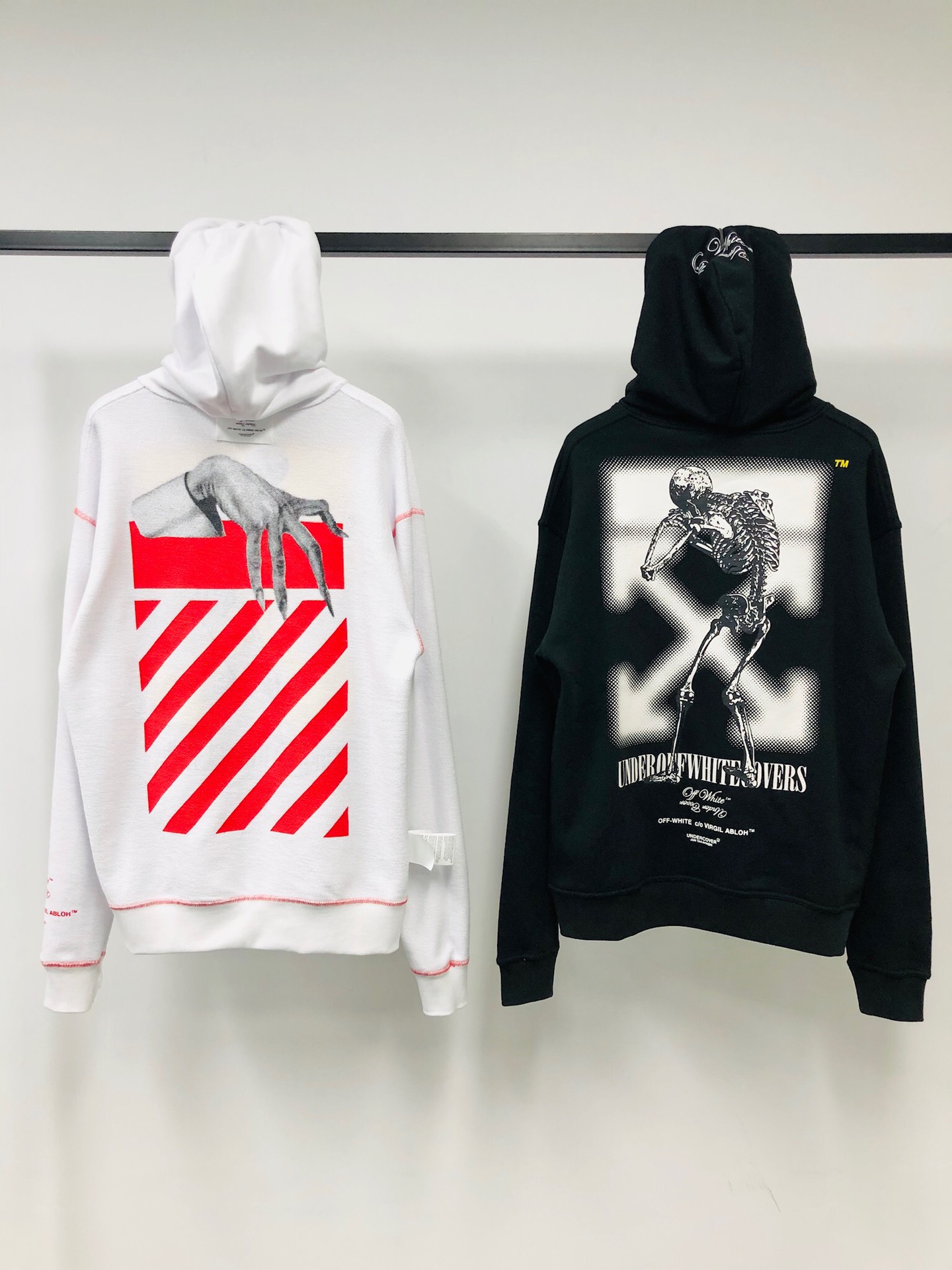 Off-White Hoodie Logo Cotton in Black