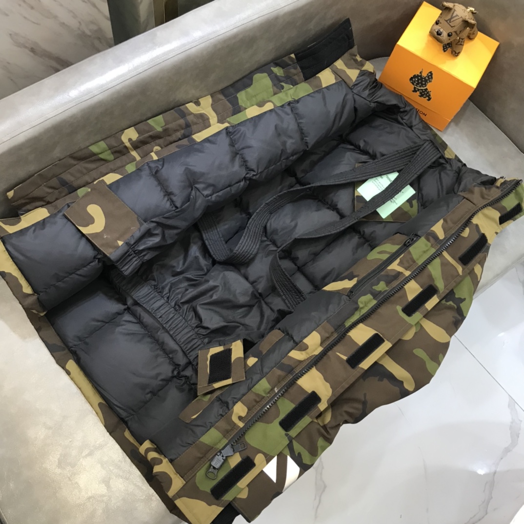 Off-White Down Jacket Hoodie in Green