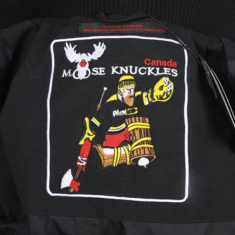 Moose knuckles 2022 Sayabec Down jacket in black TS220926013