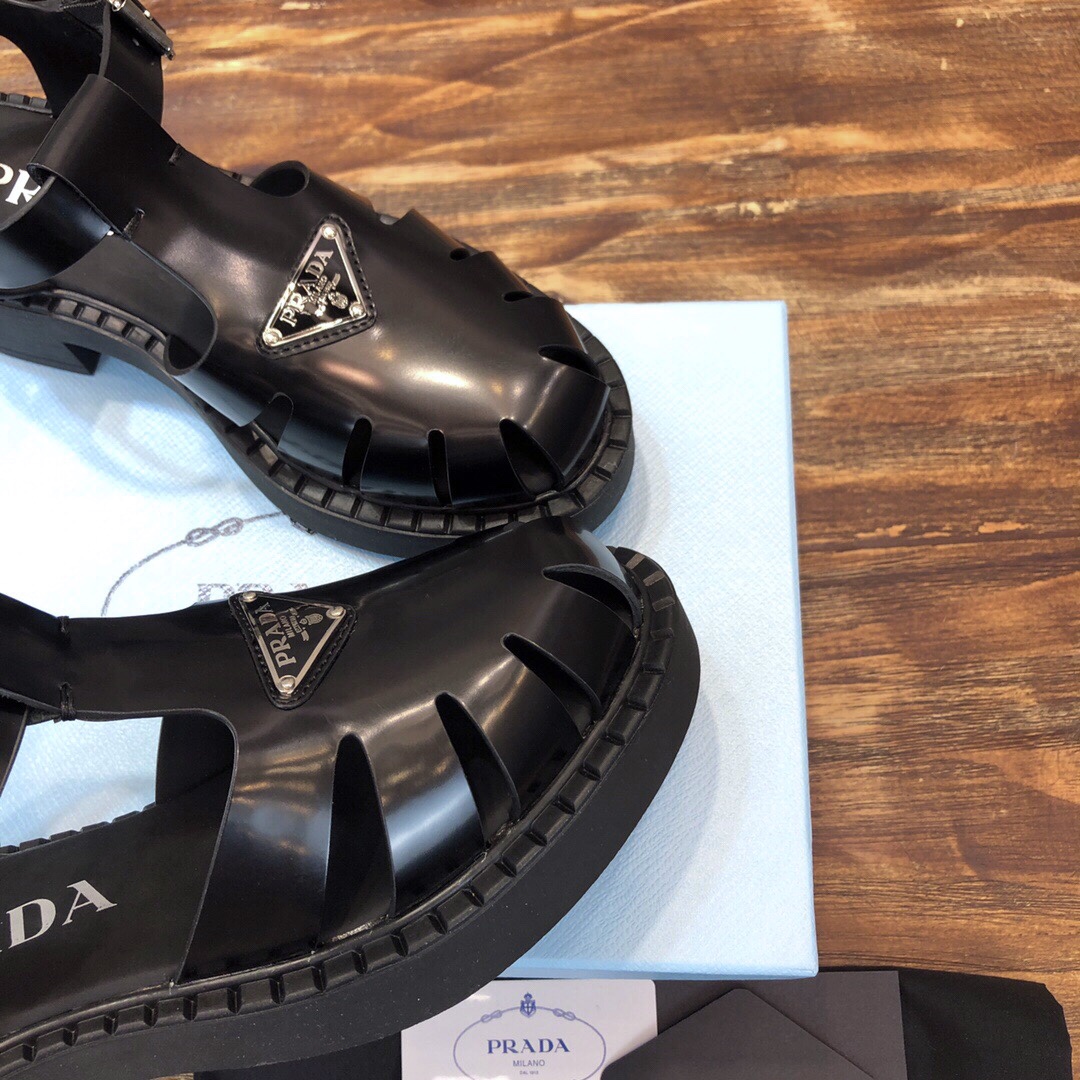 Prada 2022ss student sneaker