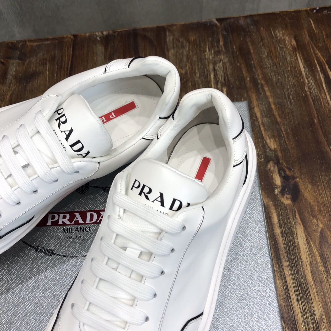 Prada 2022 New Arrival Sneaker