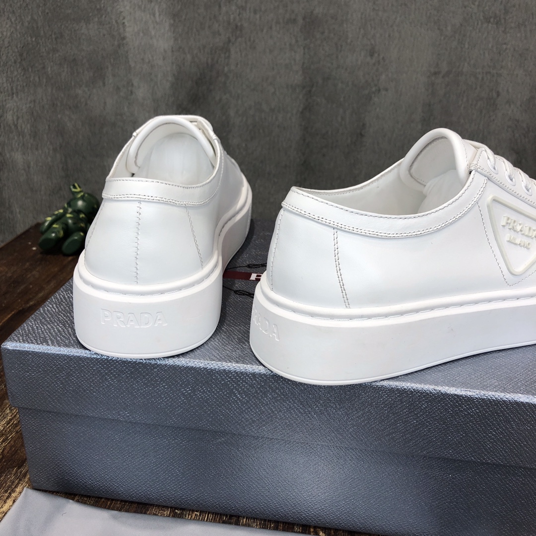 Prada 2022 New Arrival Sneaker