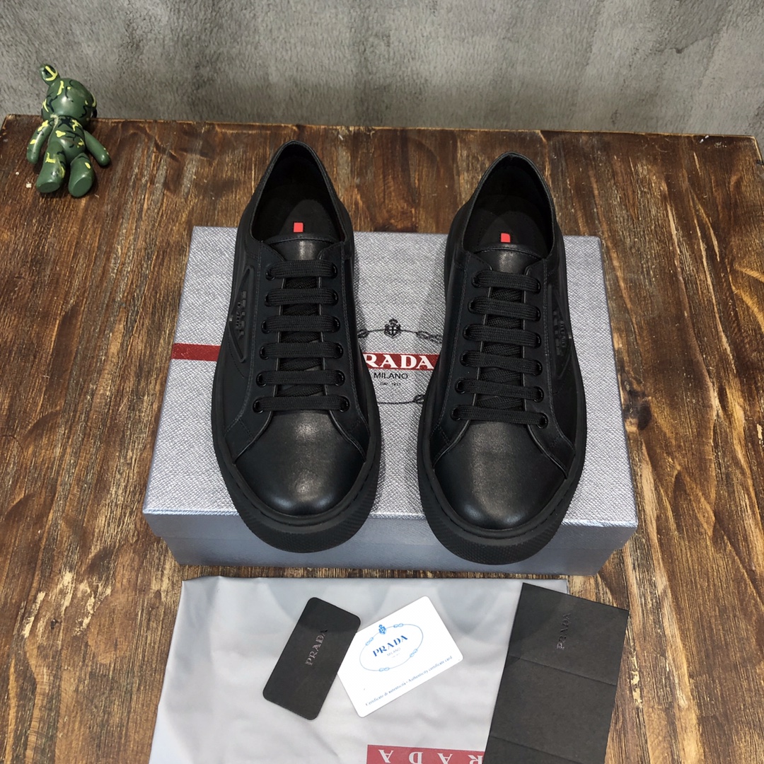 Prada 2022 New Arrival Sneaker