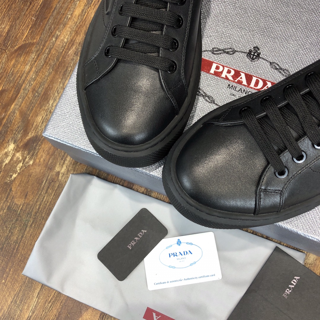 Prada 2022 New Arrival Sneaker