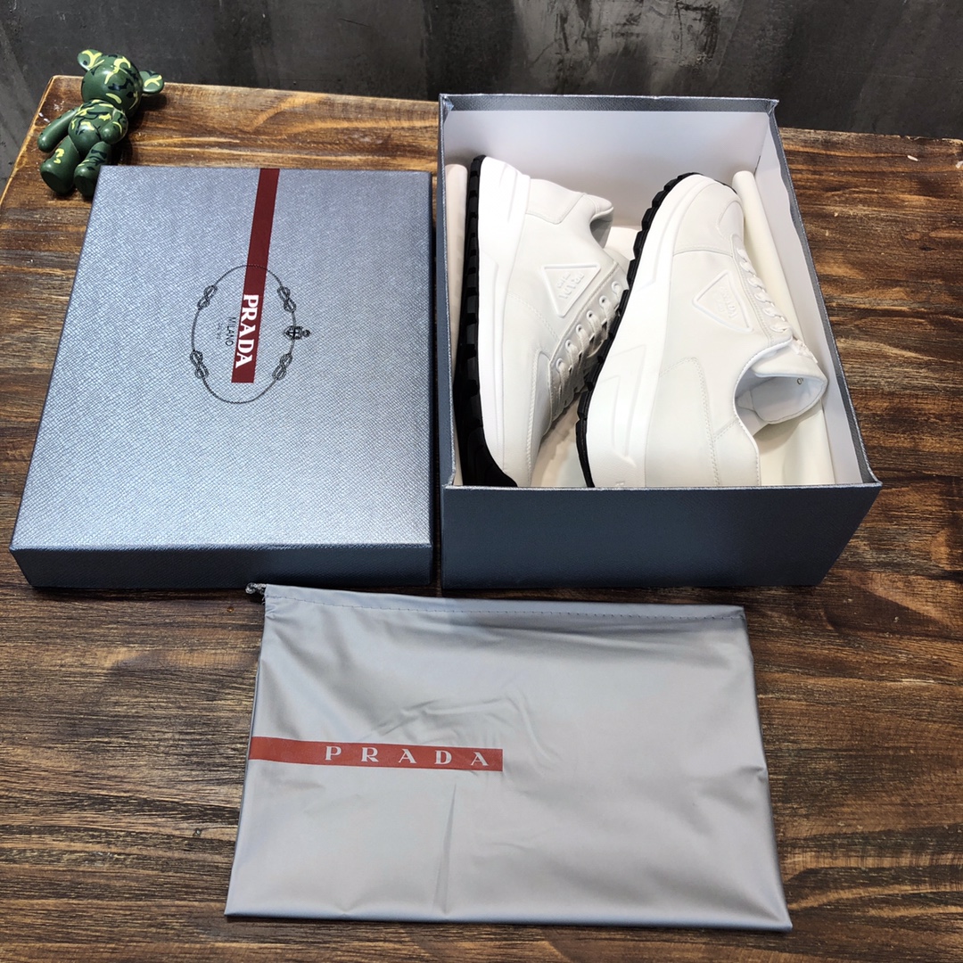 Prada 2022 new arrival hot sale sneaker