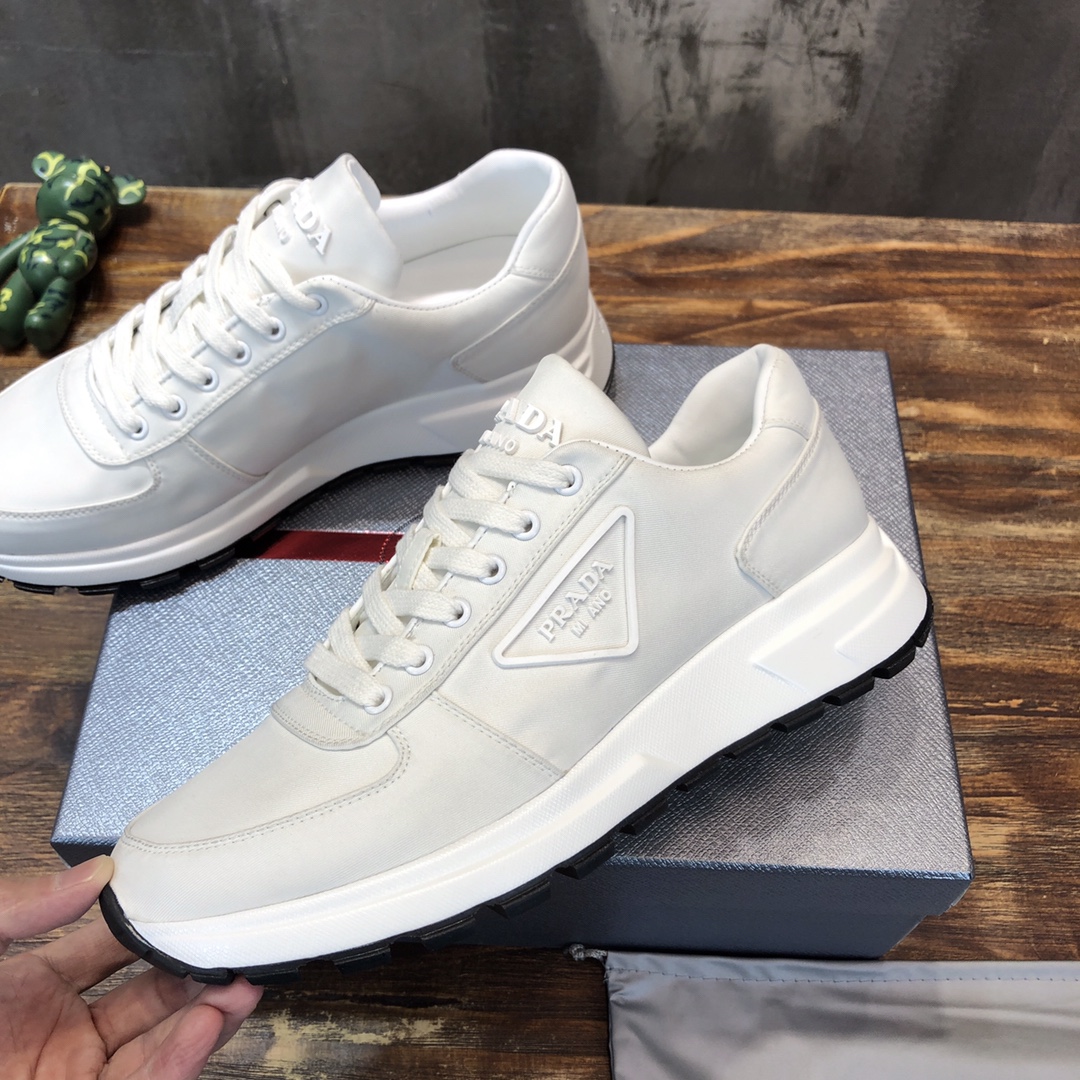 Prada 2022 new arrival hot sale sneaker